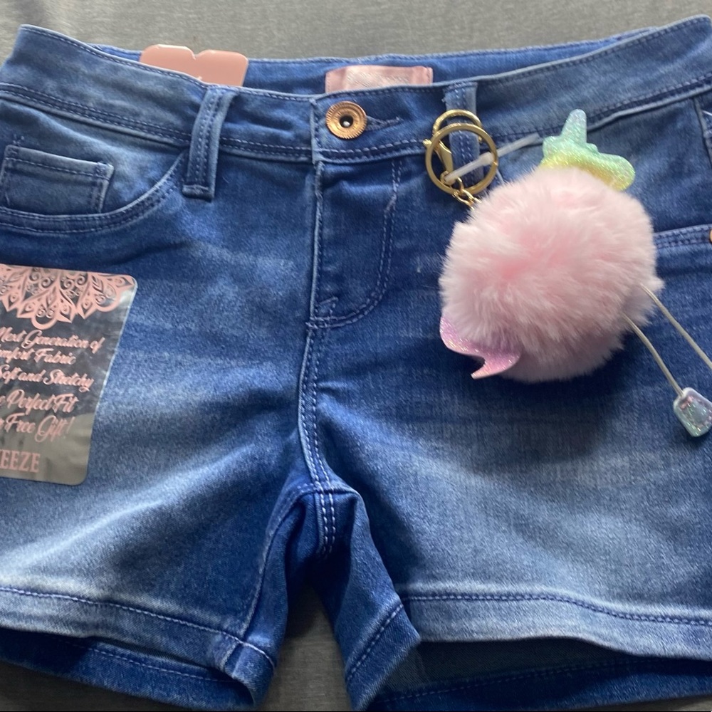Denim Short - Picture 2 of 3